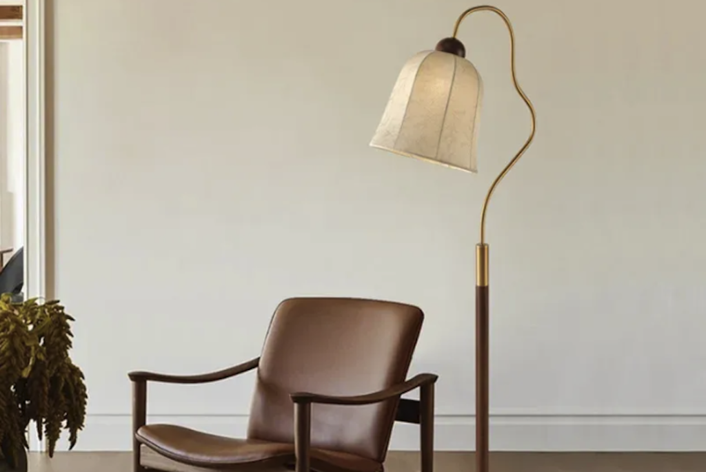 floor lamp